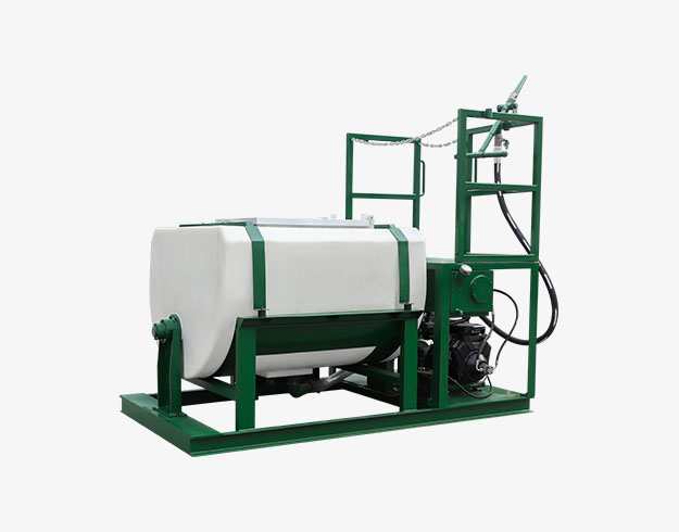 hydroseeding machine with poly tank